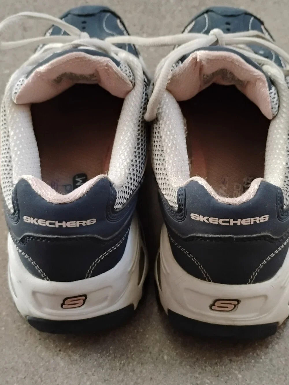 Skechers D'Lites Navy and Light Pink Sneakers